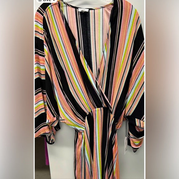 LUCCA NWT STRIPED PEACH & BLACK DEEP V-NECK WIDE CAFTAN SLEEVES SZ: SMALL - Picture 8 of 8